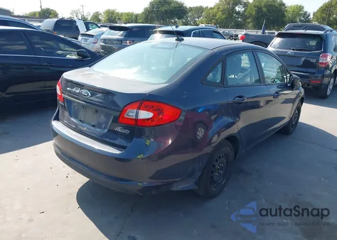 2013 Ford Fiesta S z USA, uszkodzony, nr VIN 3FADP4AJ1DM142491